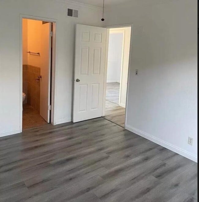 Building Photo - 45428 Raysack Ave