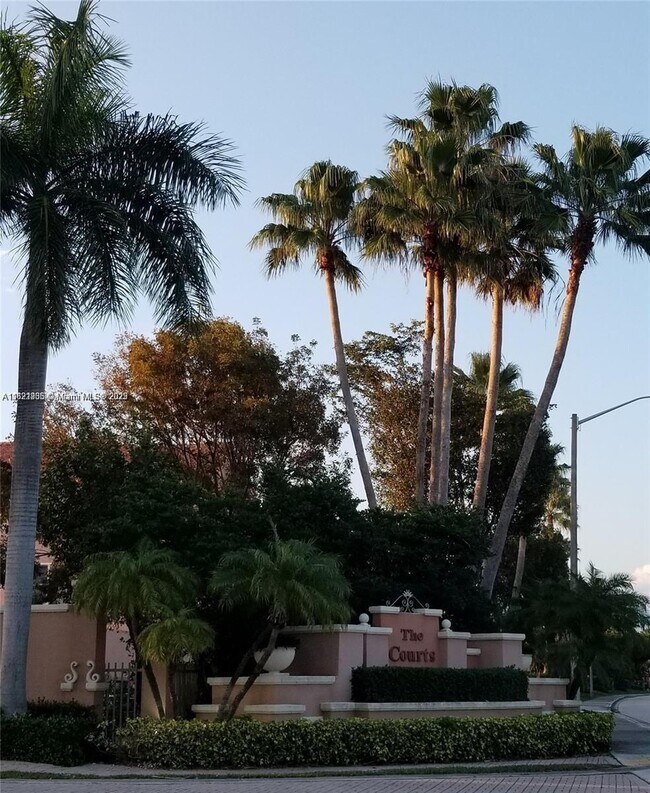 Building Photo - 6540 NW 114th Ave