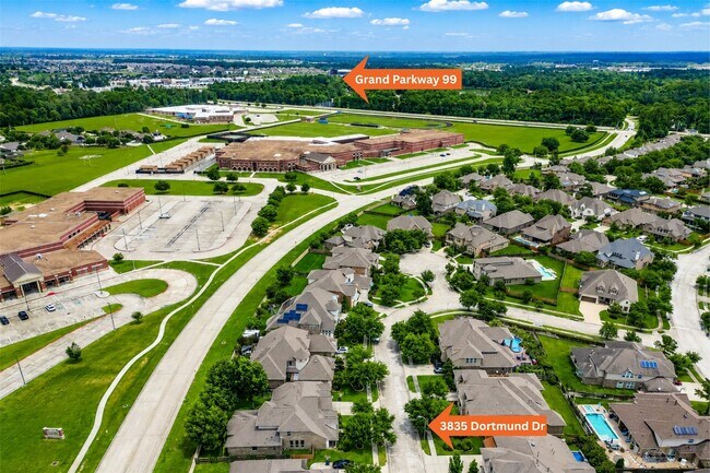Building Photo - 3835 Dortmund Dr