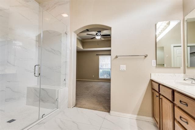 Building Photo - 9056 Crestview Dr