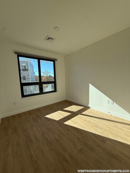 Building Photo - 199 Gardner St