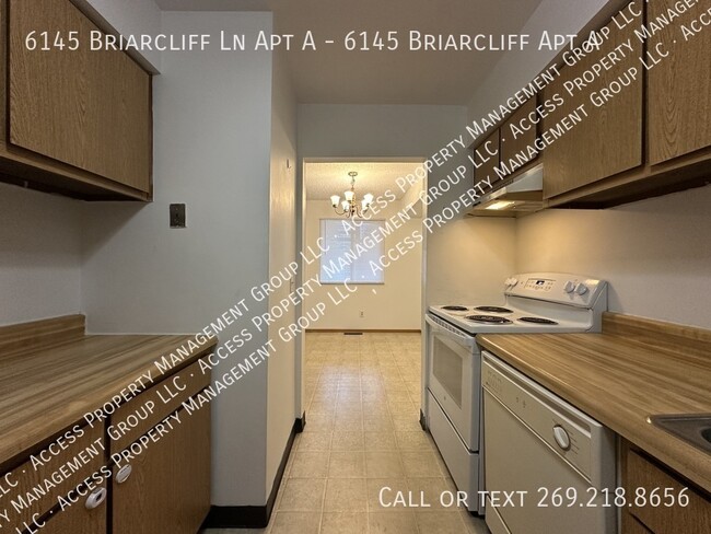 Building Photo - 6145 Briarcliff Ln