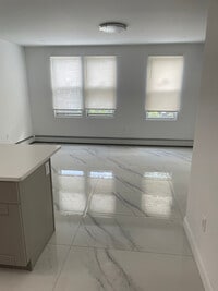 Building Photo - 37-11 63rd St