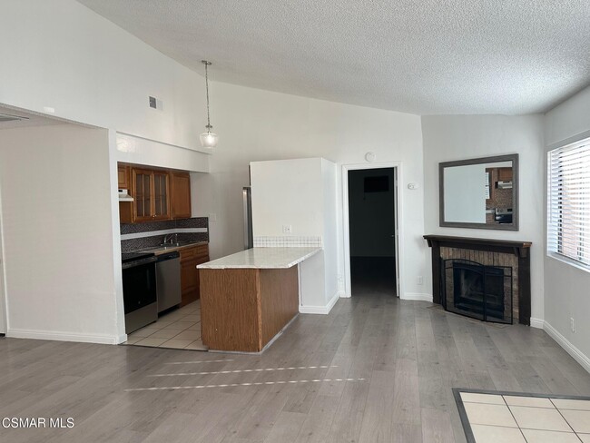 Building Photo - 53380 Avenida Ramirez