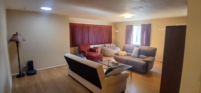 Building Photo - 111 Glade Park Rd