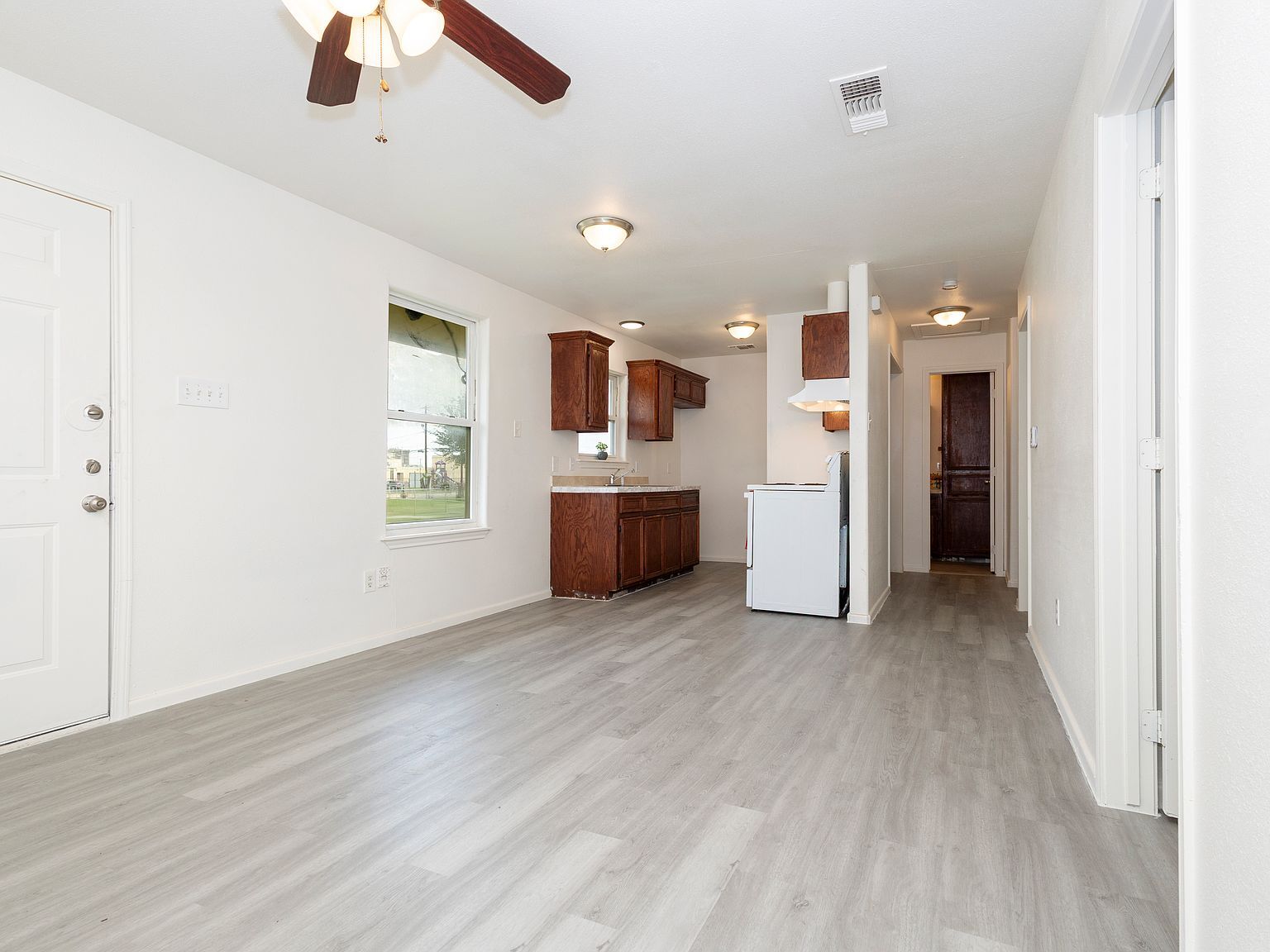 Building Photo - 1802 16th St