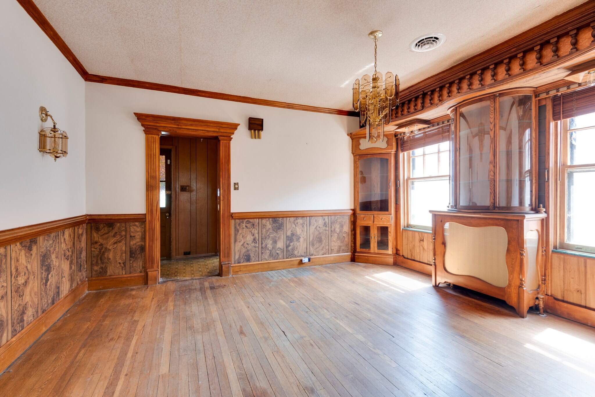 Building Photo - 2622 Idlewood Ave