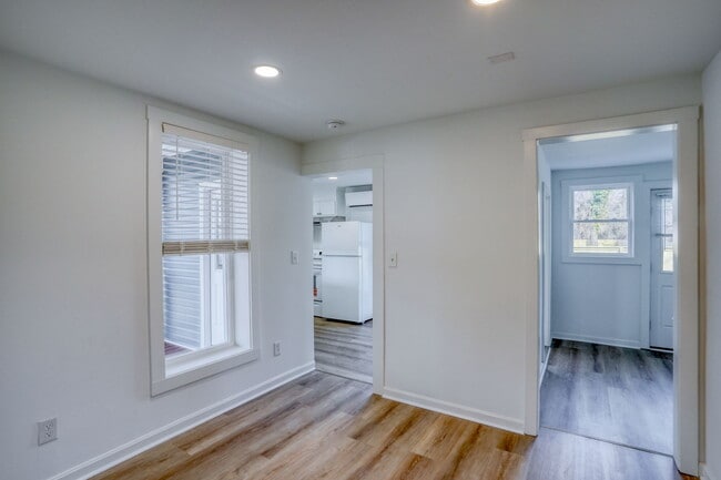 Building Photo - 35617 Airport Rd