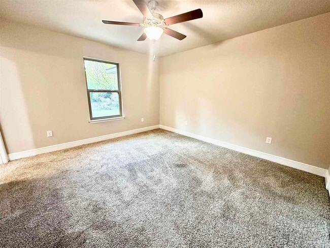 Building Photo - 7797 Ira Dr