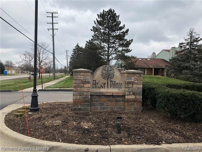 Building Photo - 43449 Arbor Way W