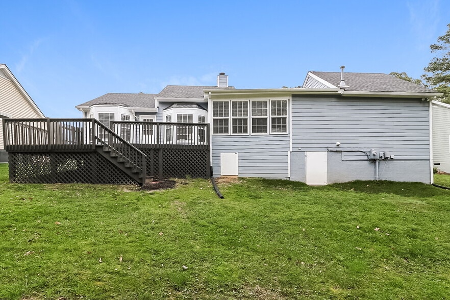 Building Photo - 504 Heathwick Dr