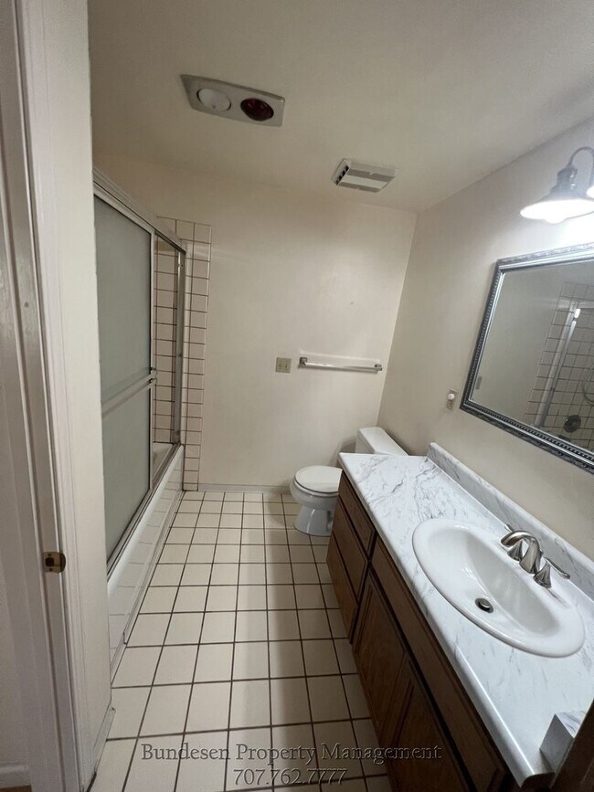 Building Photo - 6-Month Lease only – Charming West Petaluma Accessory Unit