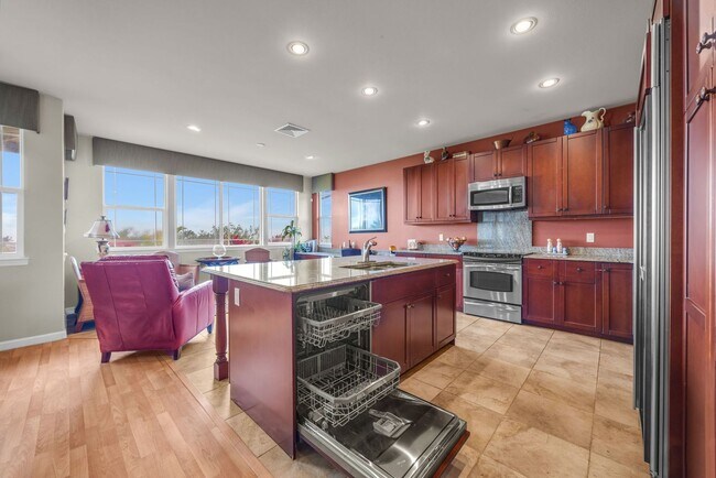 Building Photo - Modern Wailuku Home | 3 Bed / 2.5 Bath | Fully Furnished | Pet Friendly | Spacious Living & Prime...