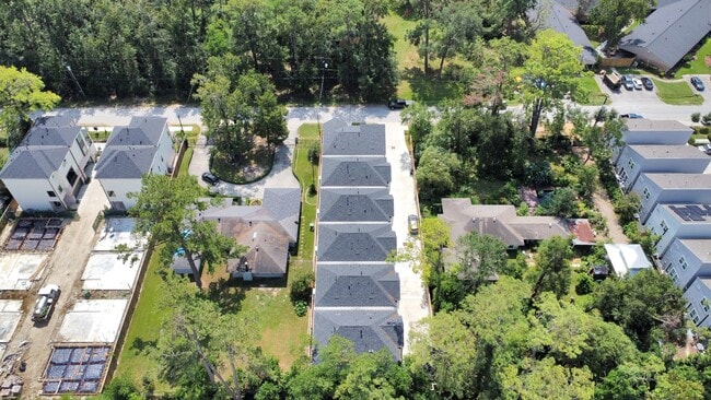 Building Photo - 540 Janisch Rd