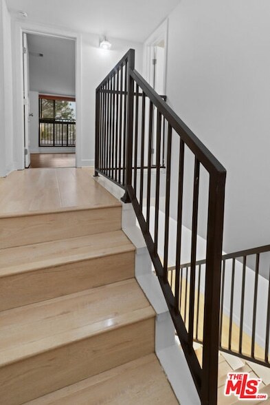 Building Photo - 10982 Roebling Ave