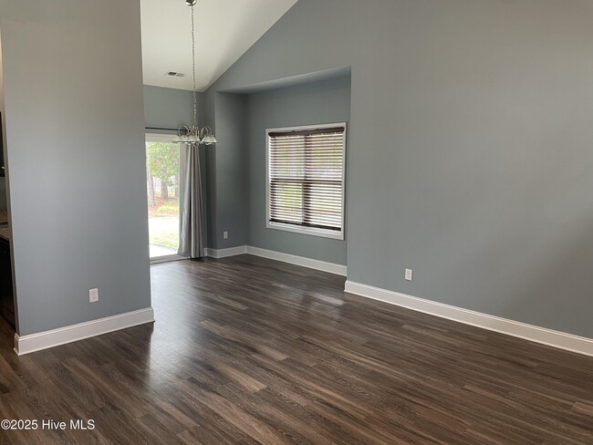 Building Photo - 436 Alton Lennon Dr