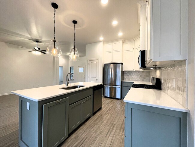 Building Photo - Contemporary Charm: Exceptional Home with ...