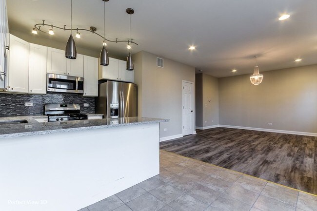 Building Photo - 3824 Pathfinder Ln