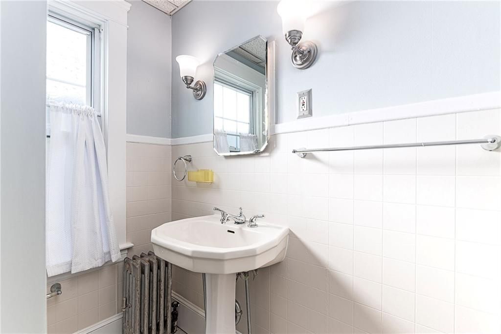 Building Photo - 30 Taft Ave