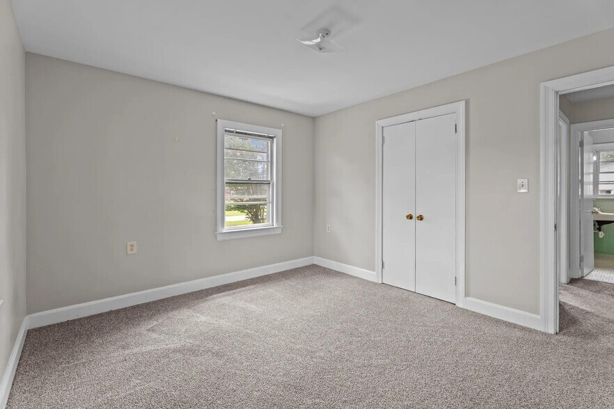 Building Photo - 208 N Anderson St