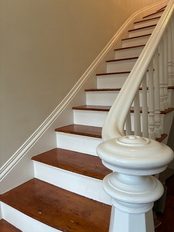 Building Photo - 21 Linden Ave