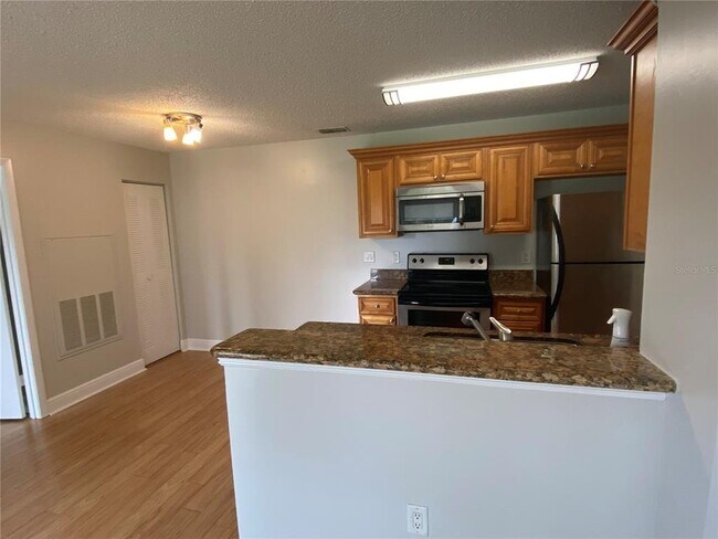 Building Photo - 711 Sugar Bay Way