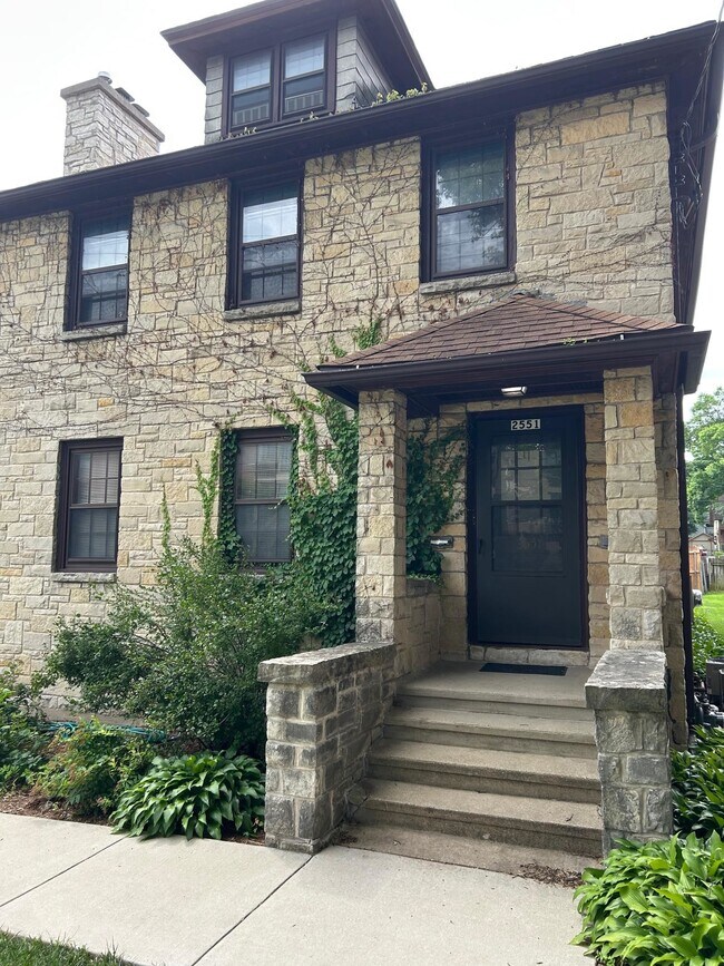Building Photo - 2551 University Ave