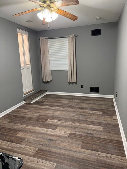 Master Bedroom - 87 Village Dr