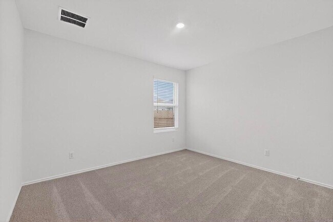 Building Photo - 18014 Lark Sparrow Dr