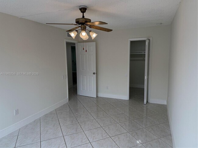 Building Photo - 7009 SW 115th Pl