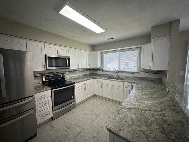 Building Photo - Call Amanda Tate at (757)289-6810 for more information
