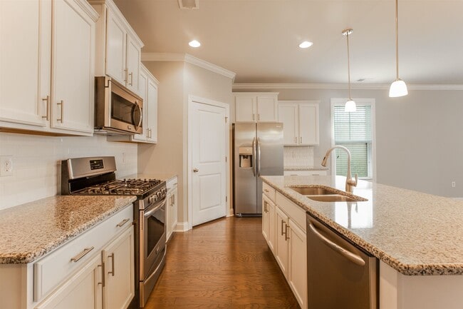 Building Photo - 149 Laurel Hill Pl