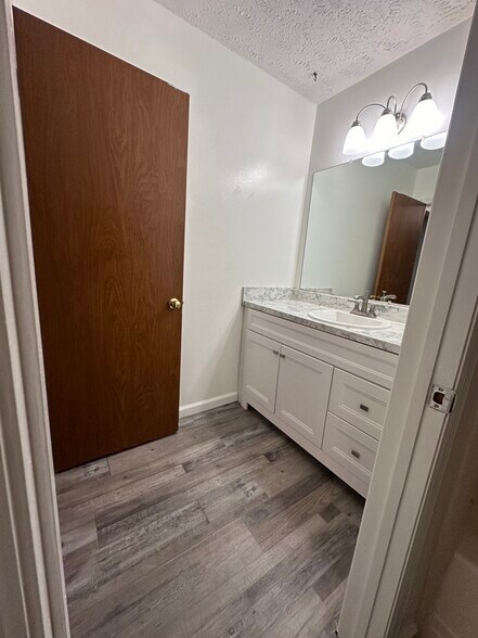 Building Photo - 3772 Kensingwood Trce