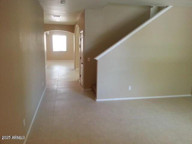 Building Photo - 1126 E Saddleback Pl