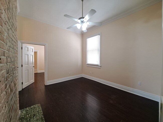 Building Photo - 3216 Bienville St