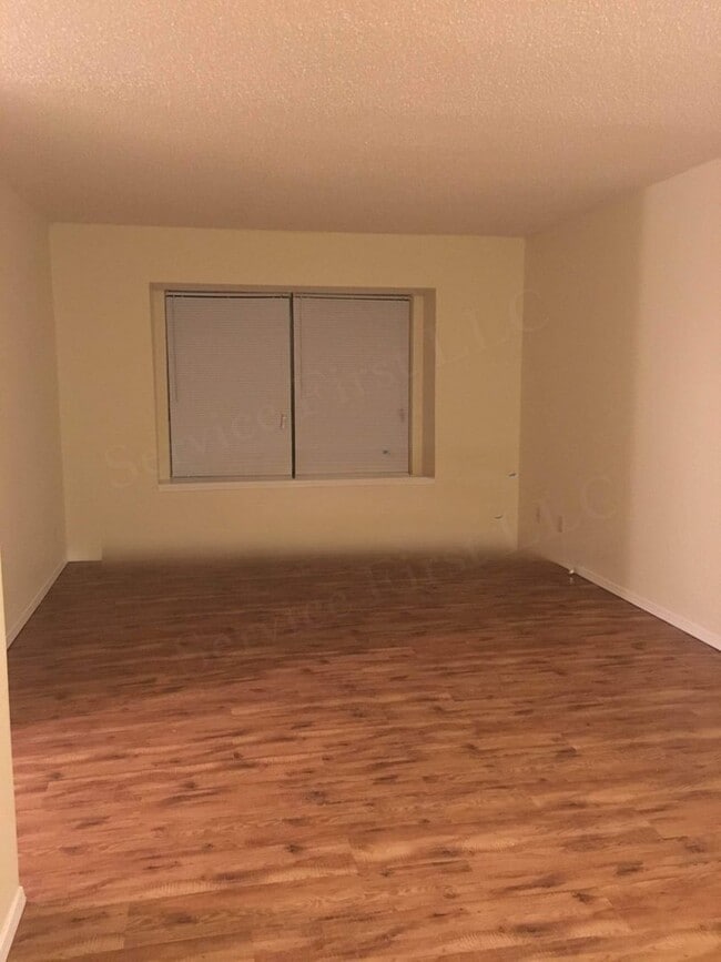 Building Photo - Buffalo Apartments (Bison Terrace)