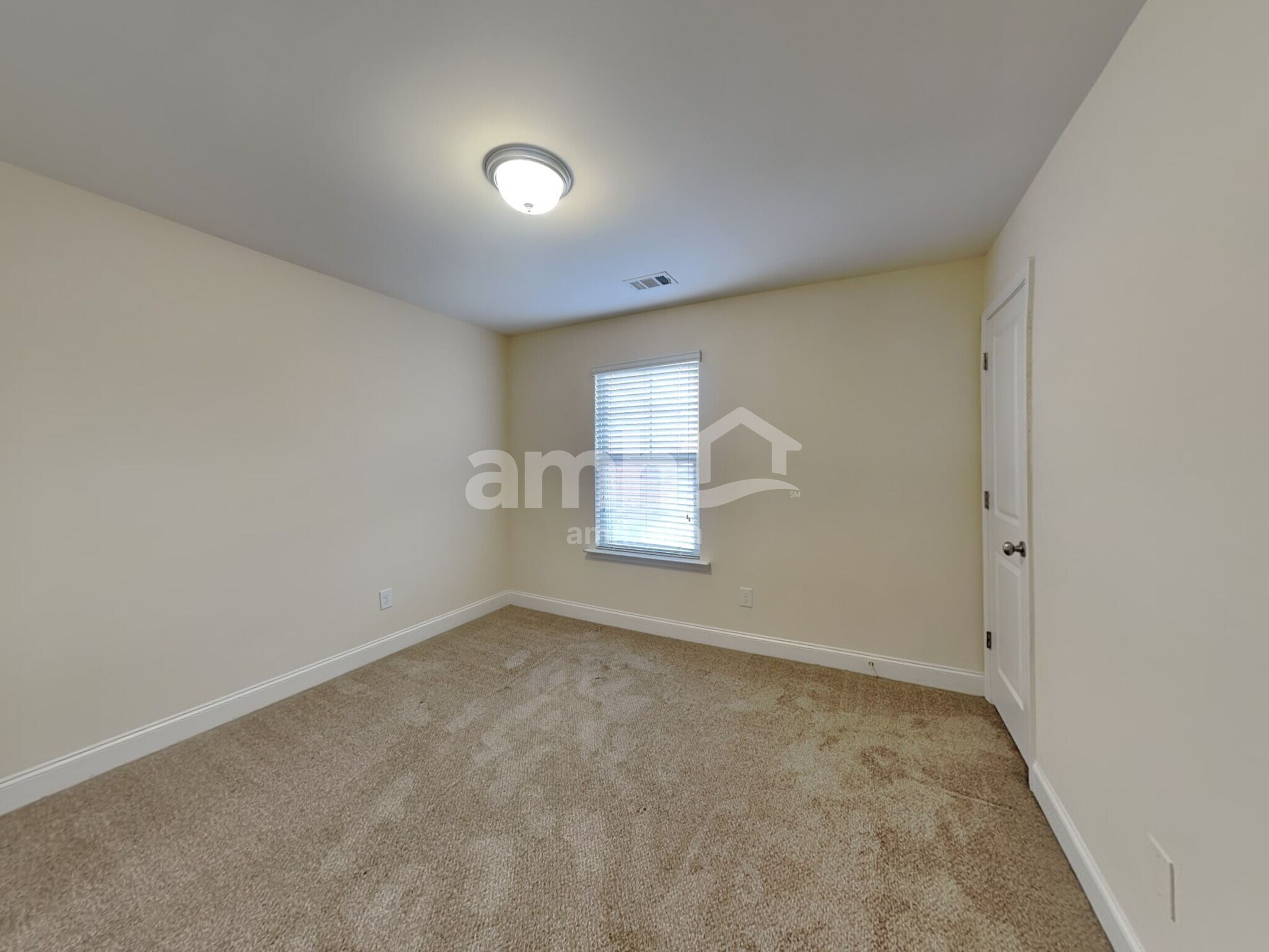 Building Photo - 2535 Beal St