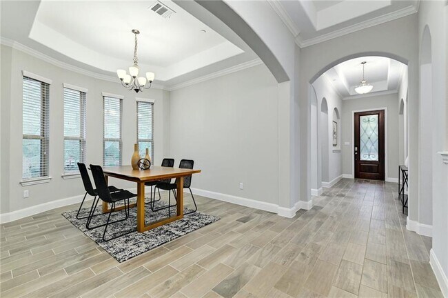 Building Photo - 204 Maxwell Way