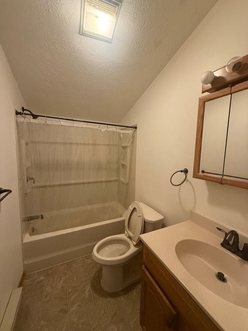 Building Photo - 1111 Wissinoming Dr