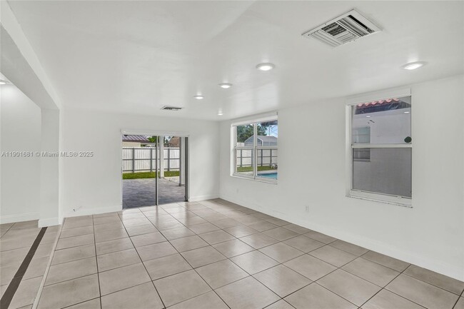 Building Photo - 5750 NW 111th St