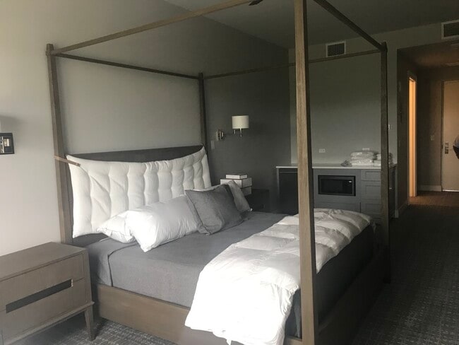 Building Photo - 1111 Central Ave