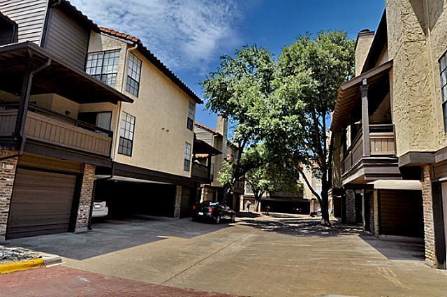 Building Photo - 5630 Spring Valley Rd