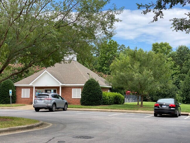 Building Photo - 4700 Ludwell Branch Ct