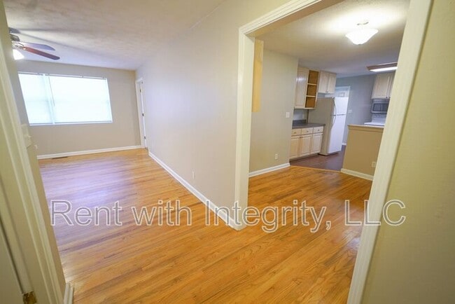 Building Photo - 1804 Skyland Dr