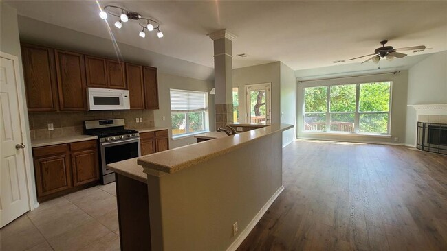 Building Photo - 10713 Sea Hero Ln