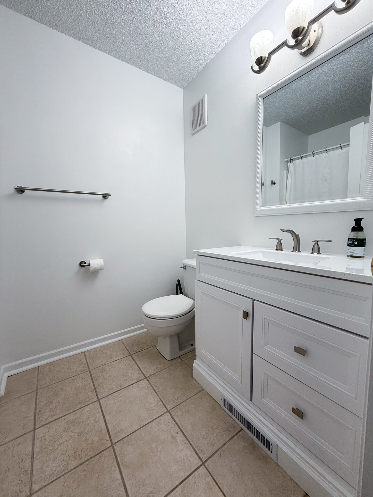 Building Photo - 13517 Zenith Ln