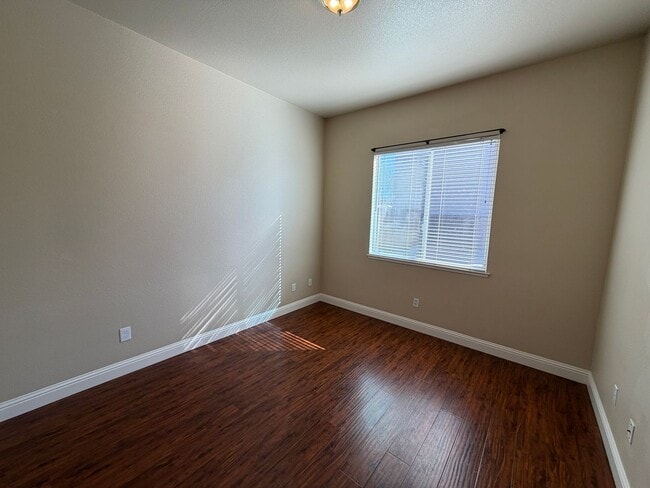 Building Photo - Large Home on Corner Lot