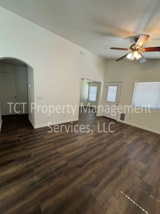 Building Photo - Well Maintained Home in Mesquite Canyon