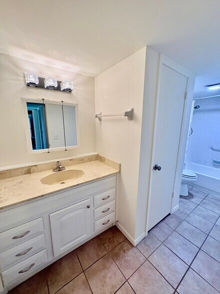 Building Photo - 18 Cedar Dunes Dr