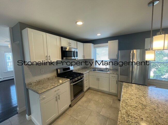 Building Photo - *524 Warren Avenue